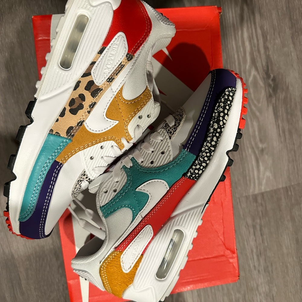 Brand New Nike Air Max 90